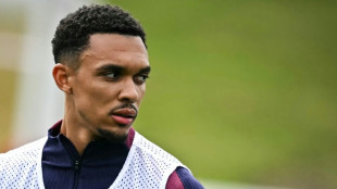 Alexander-Arnold: "Voy a darlo todo para ense&ntilde;ar mi juego y ganar muchos t&iacute;tulos"