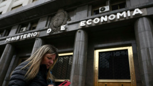 La inflación en Argentina repunta levemente durante el agitado mes electoral