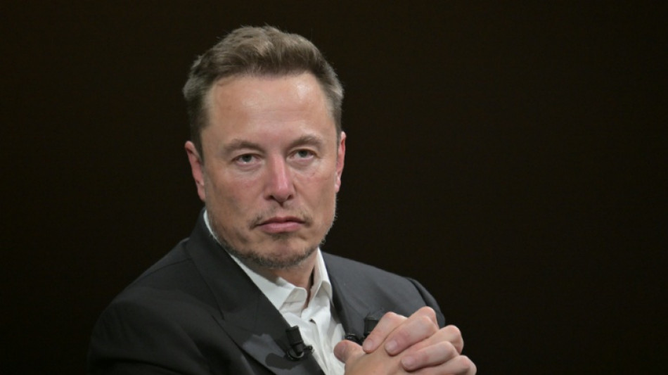 Musk vers un triomphe avec SpaceX, malgr&eacute; une image &eacute;corn&eacute;e et des mises en garde
