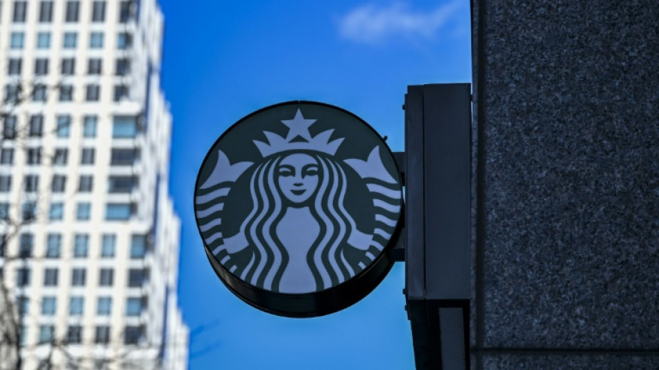 Starbucks é alvo de novo processo por bebida derramada