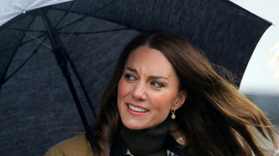 Nuevas im&aacute;genes de la princesa Catalina, sonriendo junto a Guillermo