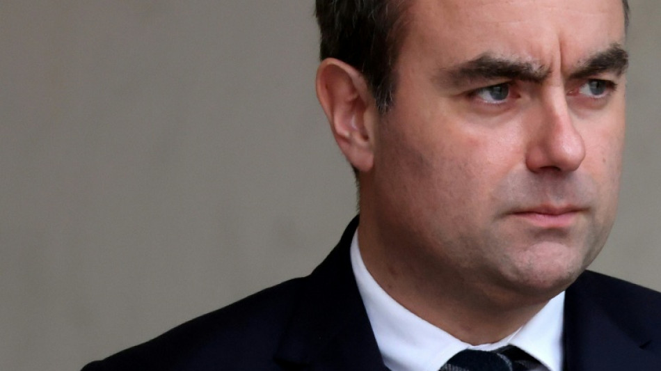 Budget: Lecornu a d&eacute;gain&eacute; un ultime 49.3, &eacute;pilogue lundi