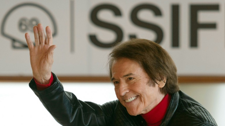 El cantante espa&ntilde;ol Raphael sufre un accidente cardiovascular 