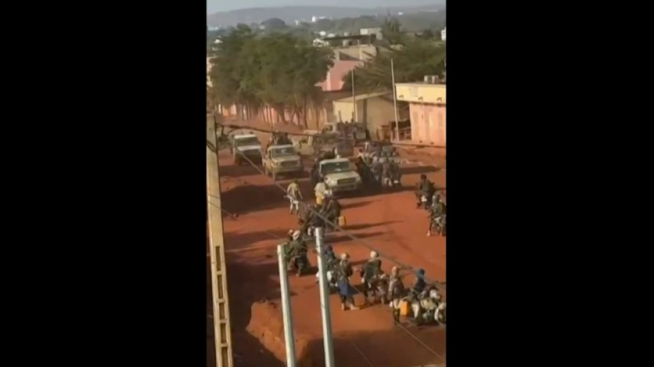 Mali: le ministre de la D&eacute;fense tu&eacute;, l'arm&eacute;e poursuit les combats contre jihadistes et s&eacute;paratistes touareg