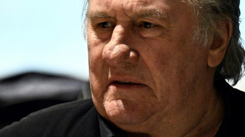 Fiscalía de París pide procesar por violación a Gérard Depardieu