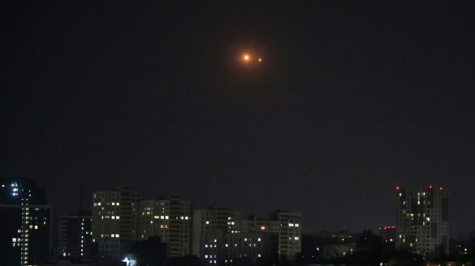 Frappes sur Kiev: Zelensky appelle &agrave; faire "pression" sur Moscou avant des discussions en Arabie