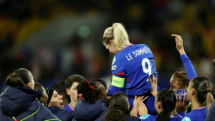 Foot: Eug&eacute;nie Le Sommer s'est sentie "trahie" par Laurent Bonadei