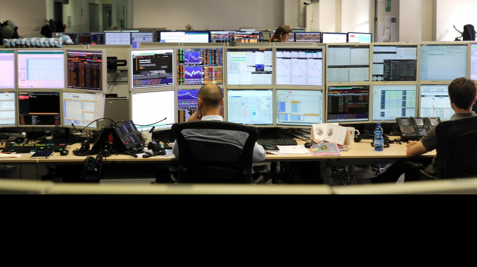 Lo spread tra Btp e Bund chiude a 74,6 punti