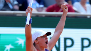 Swiatek vence Gauff e avan&ccedil;a &agrave; final de Roland Garros