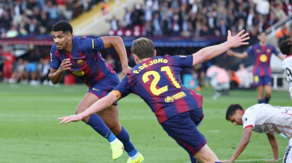 Barcelona protestiert, flucht - und siegt sp&auml;t