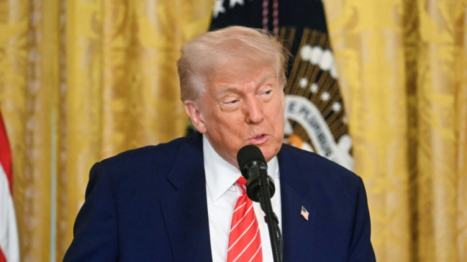 Trump sugg&egrave;re d'abaisser &agrave; 80% la surtaxe am&eacute;ricaine sur les produits chinois