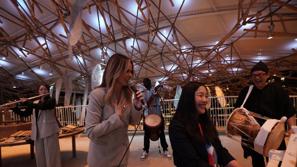 Serena Autieri incanta Expo 2025 Osaka con la musica napoletana