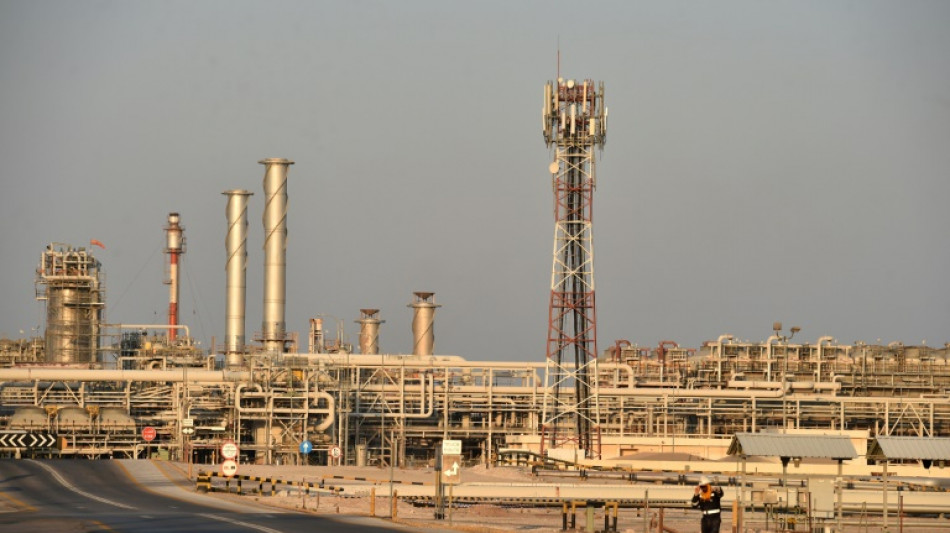 Fundo soberano da Ar&aacute;bia Saudita dobra participa&ccedil;&atilde;o na petroleira Aramco