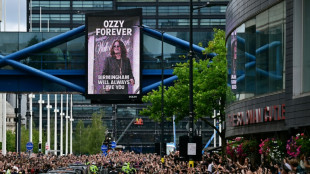 Último adiós de miles de fans a Ozzy Osbourne en Birmingham