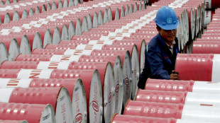 Il petrolio &egrave; in lieve rialzo in avvio, wti +0,60%