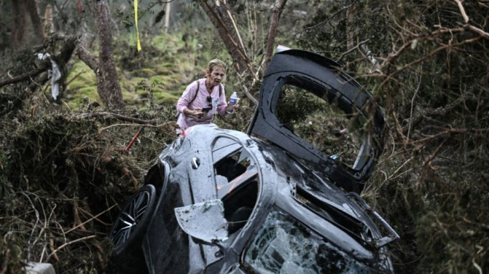 Pr&egrave;s de 70 morts dans les inondations au Texas, o&ugrave; les recherches se poursuivent 
