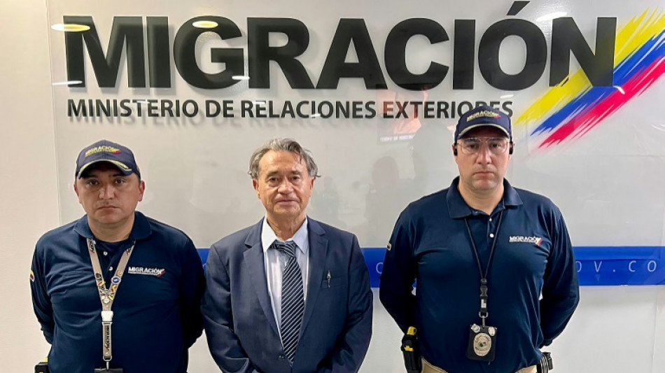 Ex-comparsa de Pablo Escobar é colocado em prisão preventiva após retornar à Colômbia