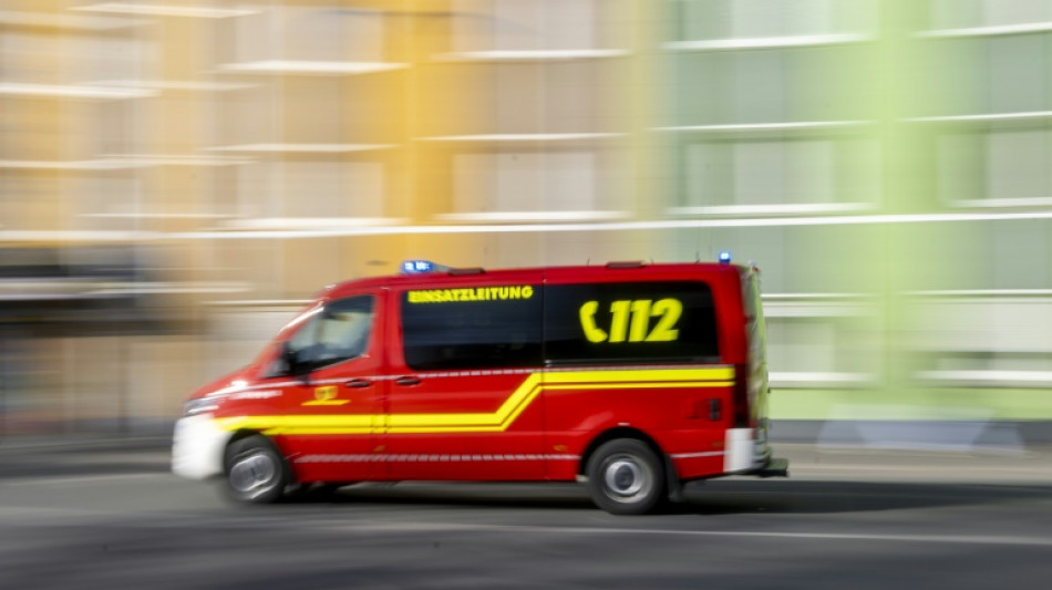 Auto rollt Garageneinfahrt hinunter: Frau in Baden-W&uuml;rttemberg t&ouml;dlich verletzt