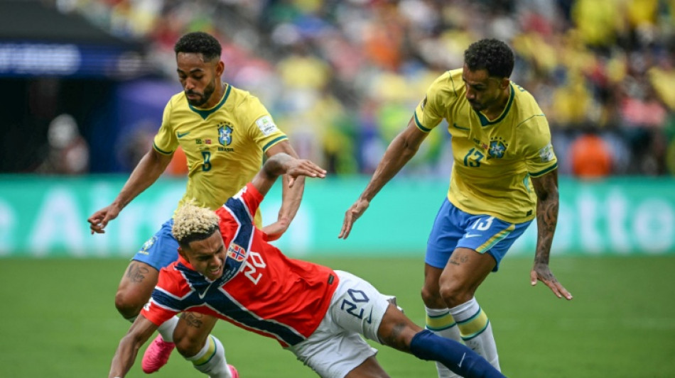 Lula critica que solo un futbolista de la Sele&ccedil;&atilde;o volviera a Brasil tras la eliminaci&oacute;n mundialista