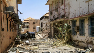 Paramilitaries claim capture of key Sudan towns