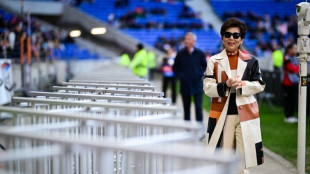 Foot - Lyon attend f&eacute;brilement et esp&egrave;re &eacute;viter la Ligue 2