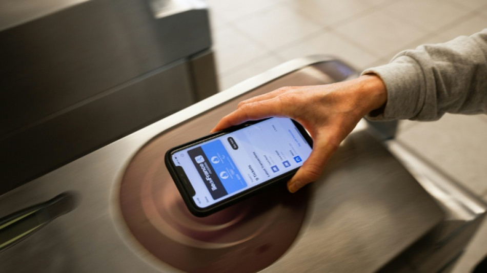 Transports en Ile-de-France: le Navigo mensuel passera à 90,80 euros (+ 2 euros) en 2026