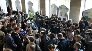 Pédocriminalité: peine maximale de 20 ans de réclusion pour Le Scouarnec, des victimes en colère