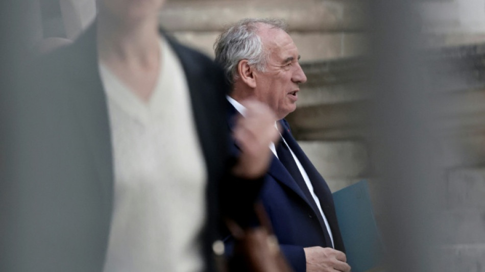 L'Assembl&eacute;e renverse Bayrou, Macron nommera son successeur dans les "tout prochains jours"