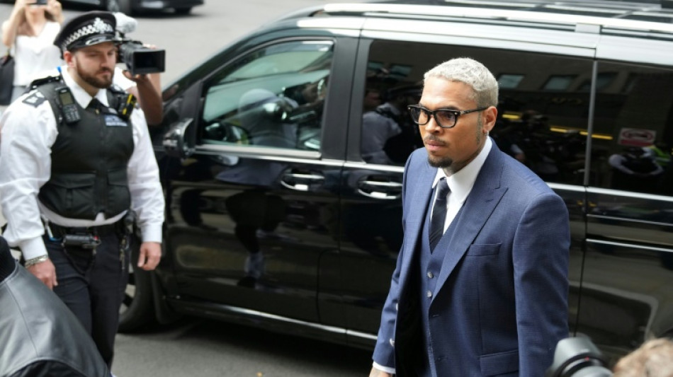 Le chanteur Chris Brown plaide non coupable &agrave; Londres dans une affaire d'agression