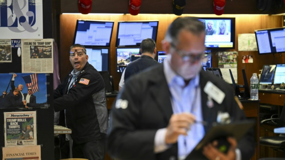 Wall Street reste de marbre face &agrave; l'accord UE-USA