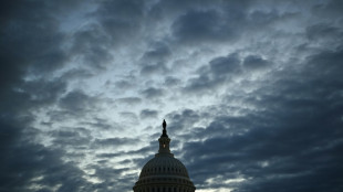 Congresso dos EUA abre a via para cortes fiscais de Trump