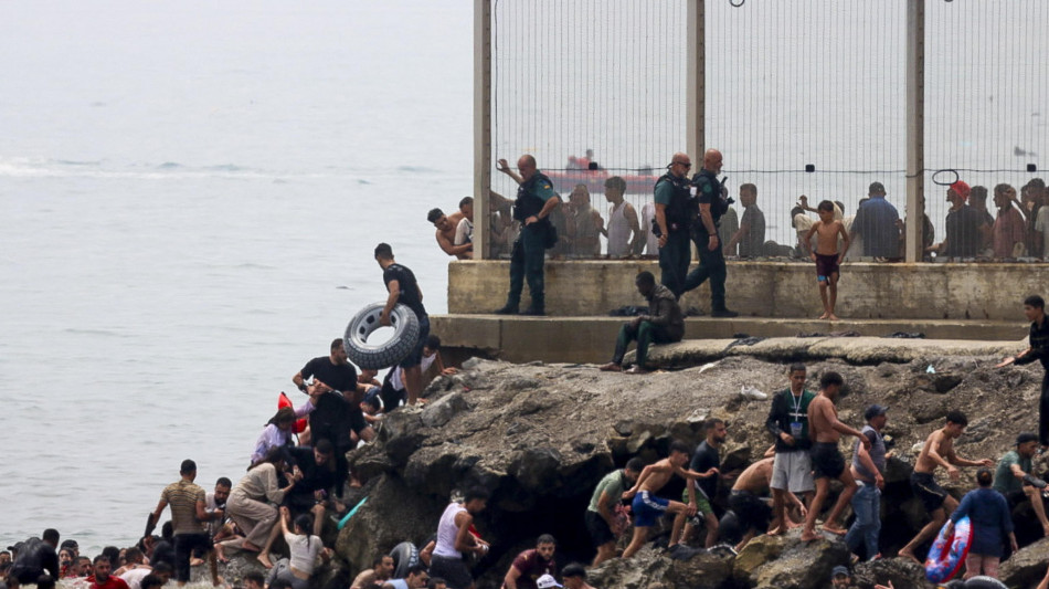 L'Italia sospende l'accordo Schengen con la Spagna