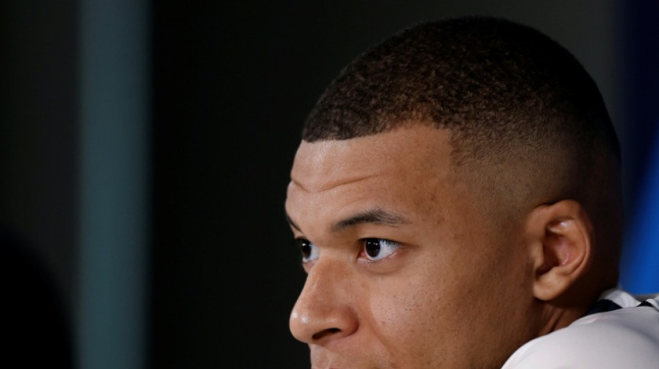 Caen, time de Mbappé, cai para 3ª divisão francesa