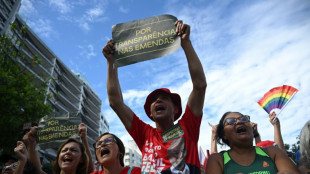 "¡Aún estamos aquí!": miles marchan en Brasil contra la rebaja de pena a Bolsonaro