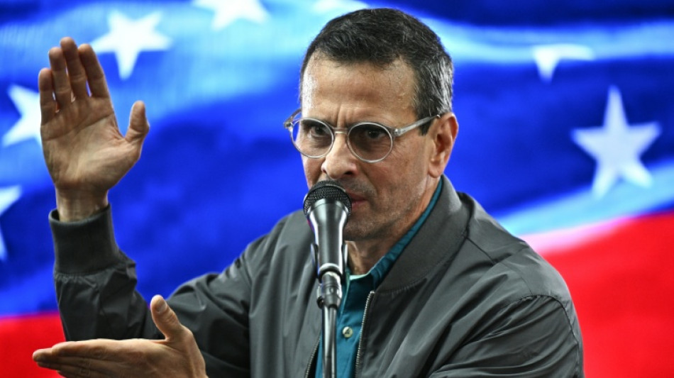 Opositor Capriles defende candidatura em eleições da Venezuela e pede votos