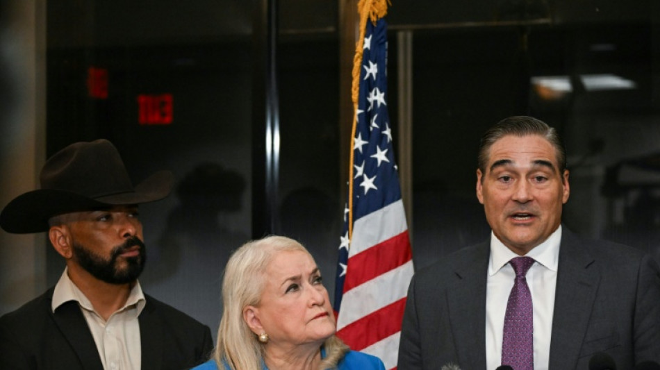 Testigos contradicen versi&oacute;n de ICE sobre muerte de mexicano baleado en Houston