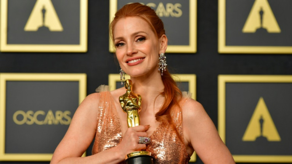 Chastain converts Oscars voters with televangelist transformation