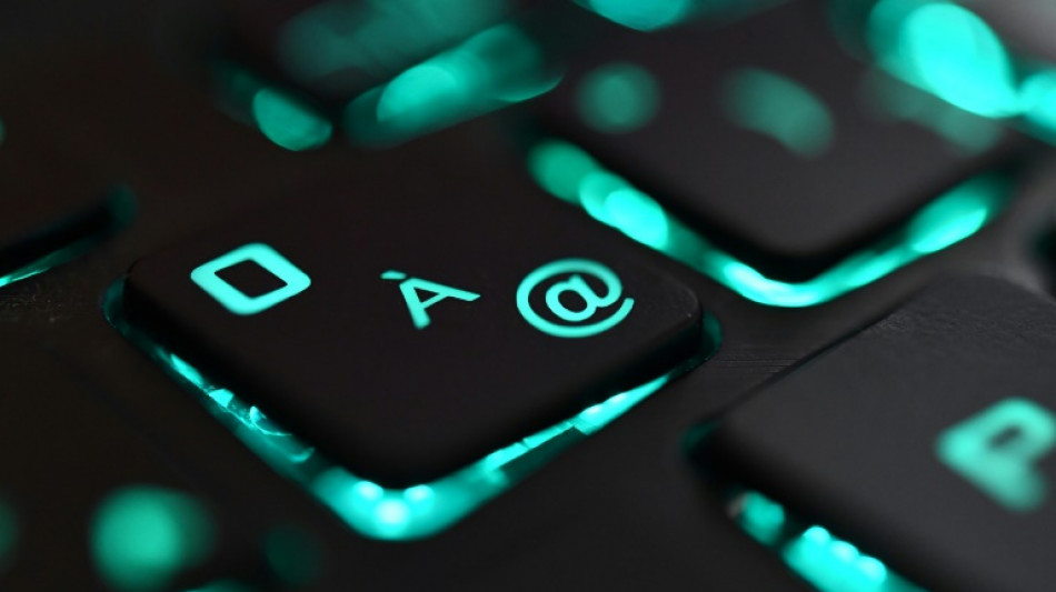 20-Jähriger aus Hamburg soll Jugendliche über Internet bis in Suizid getrieben haben