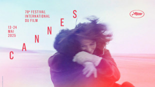 Il doppio poster di Cannes è omaggio al cult Un uomo, una donna