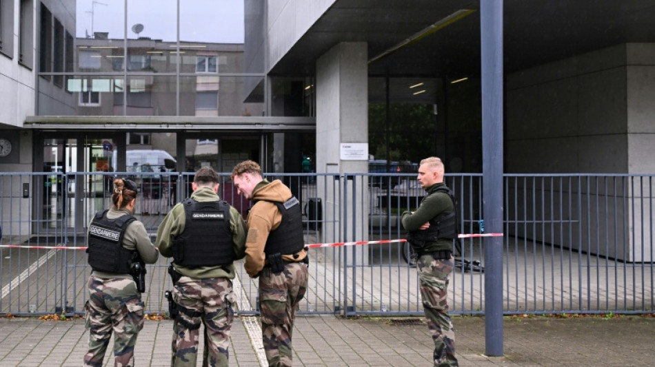 Detenido en Francia un chico de 14 a&ntilde;os tras acuchillar a una profesora