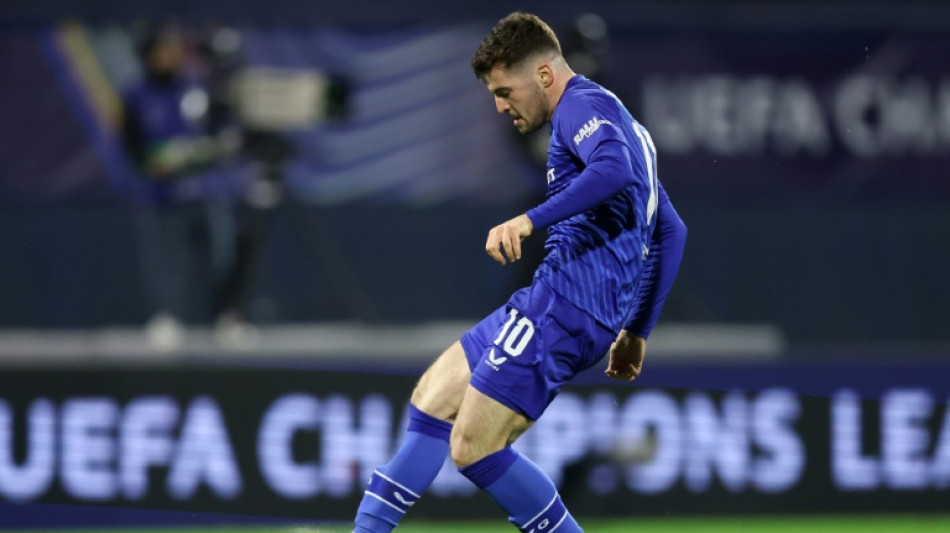 Milan perde na visita ao D&iacute;namo de Zagreb e ter&aacute; que disputar repescagem da Champions