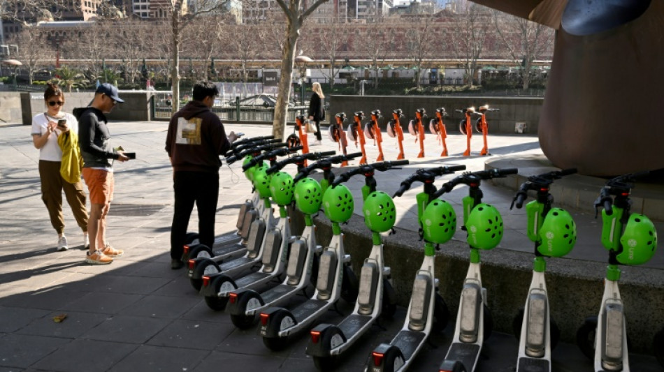 Betrunkener fährt in Mannheim mit E-Scooter über Autobahn