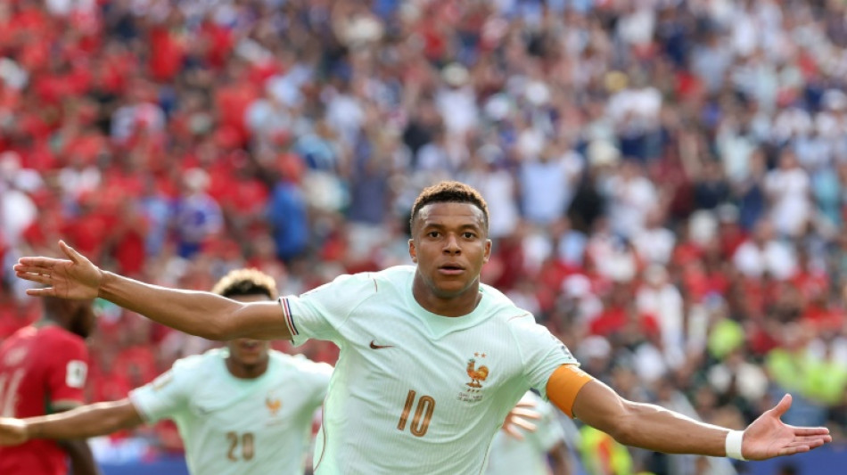 Fran&ccedil;a vence Marrocos (2-0) e est&aacute; na semifinal da Copa do Mundo
