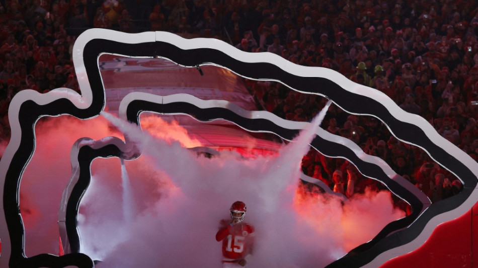 Mahomes gl&auml;nzt nach Problemen - Kelce mit Klubrekord