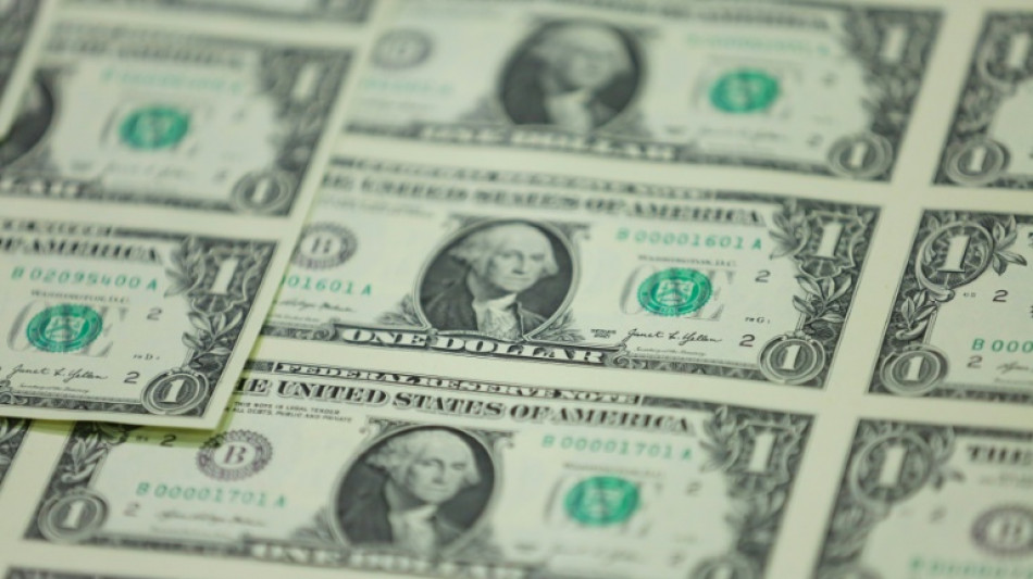 Powell se montre ouvert &agrave; une baisse des taux, le dollar chute