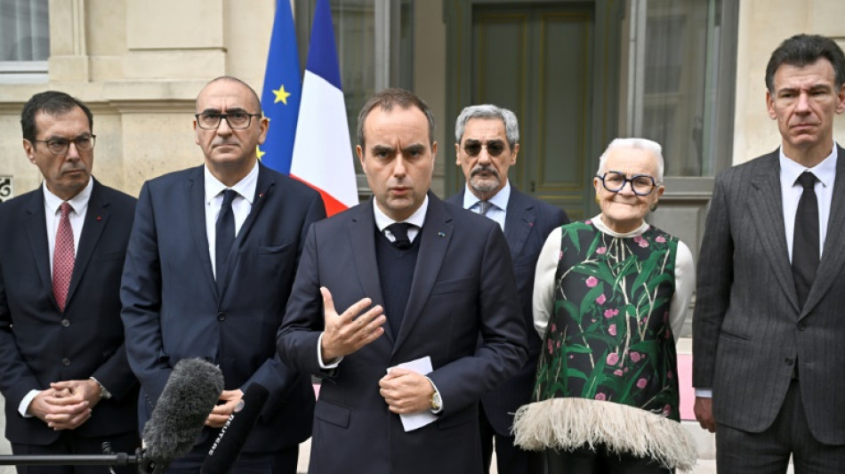 Violences du week-end : le gouvernement reconna&icirc;t des failles, Lecornu annonce des couvre-feux "localis&eacute;s"