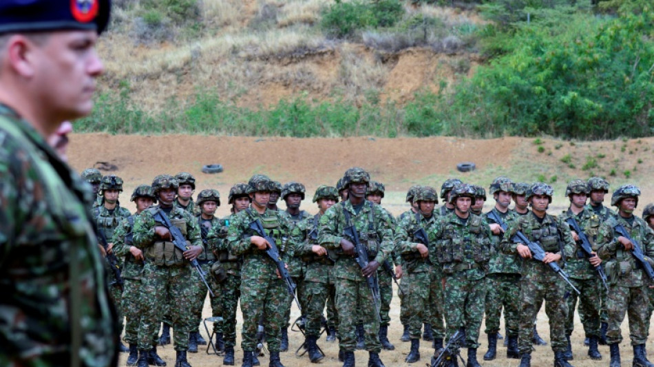 Governo da Colômbia admite que política de paz "não deu certo"