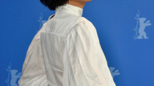 Una artista brasile&ntilde;a causa conmoci&oacute;n en Avi&ntilde;&oacute;n con una performance sobre la violaci&oacute;n