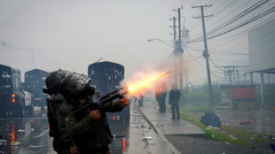 Panama cuts internet, cell phones in restive province