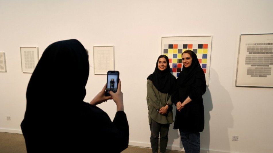 A T&eacute;h&eacute;ran, des chefs-d'oeuvre occidentaux attirent de nombreux visiteurs